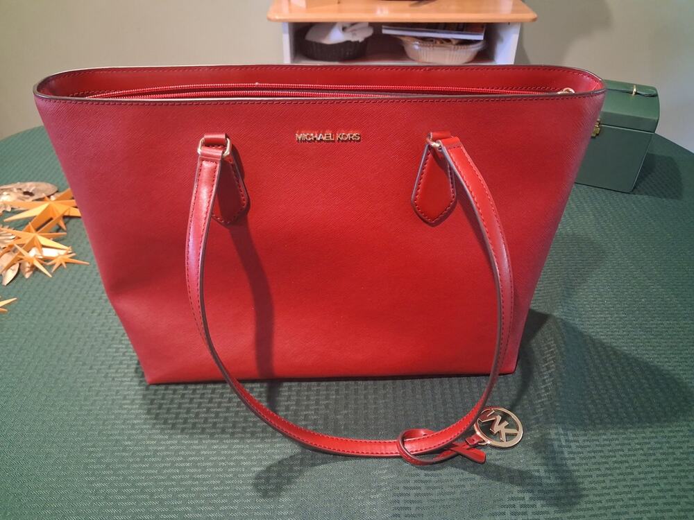 Michael Kors SHEILA. Large Multi-Function Tote Red Saffiano Leather -